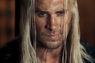 Největší propadáky roku na Netflixu: Smrt Zaklínače, vyhořelý Schwarzenegger i pád špiónů